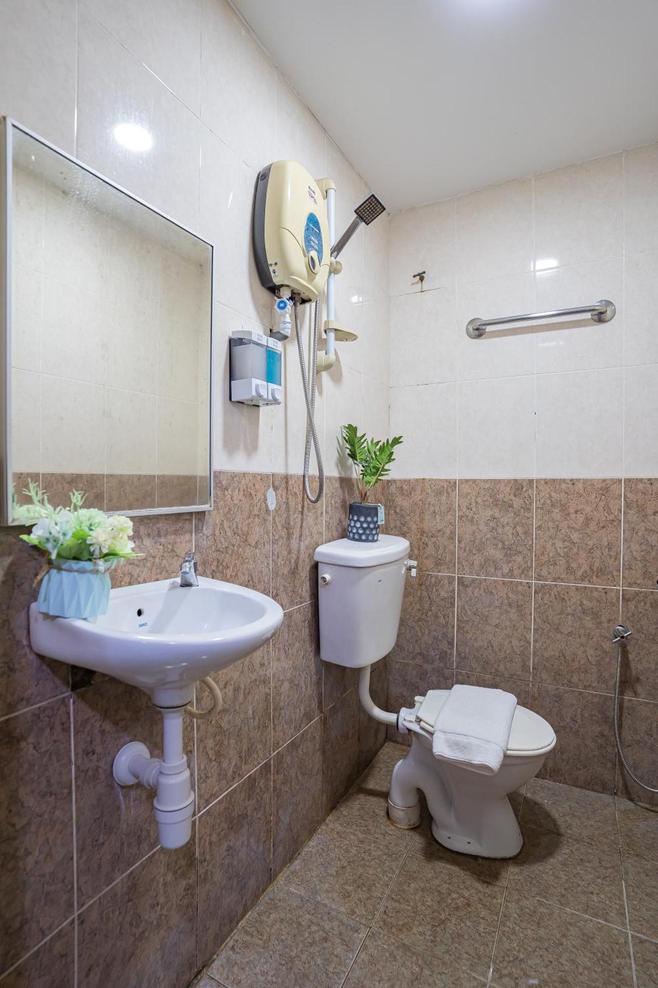 Hotel 28 Rapid Куала-Лумпур Екстер'єр фото